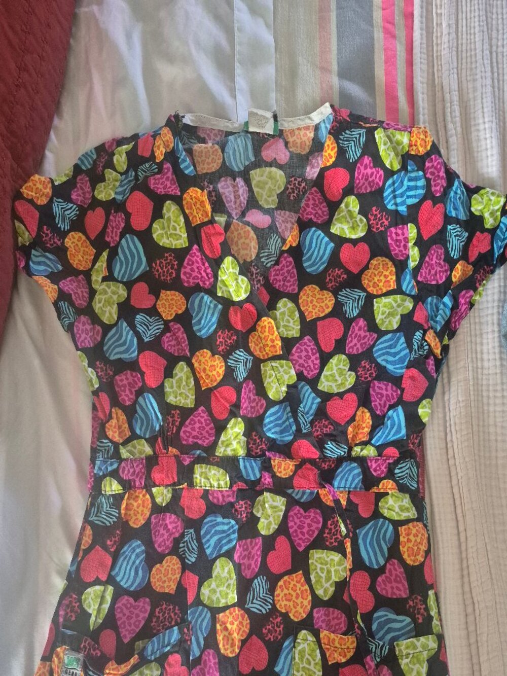 WS Gear Hearts Scrub Top
